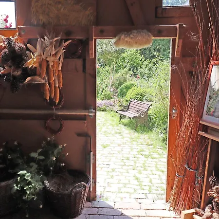 Apartment Rustic-style In With Garden *