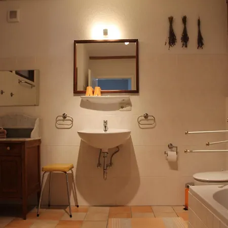 Rustic-style In With Garden Apartment Buschenhagen