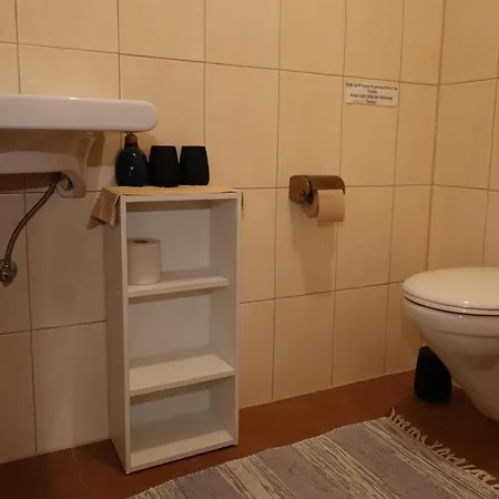 Apartment Rustic-style In With Garden