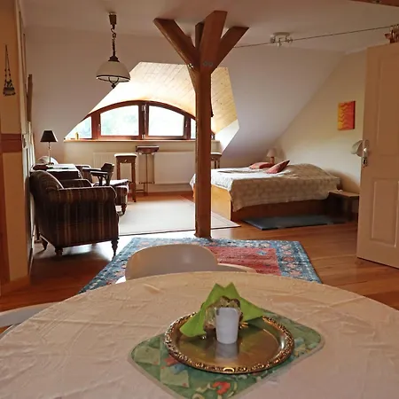 Rustic-style In With Garden