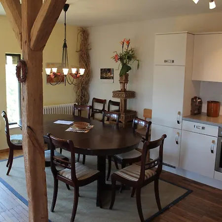 Rustic-style In With Garden Apartment