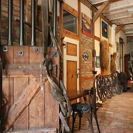 Appartement Rustic-style In With Garden Buschenhagen