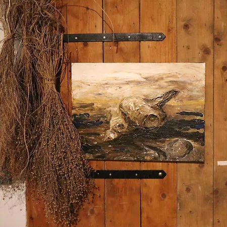 Lägenhet Rustic-style In With Garden