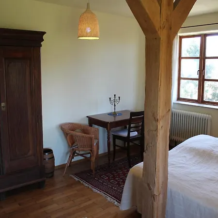 Rustic-style In With Garden Lägenhet *