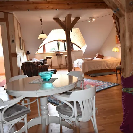 Rustic-style In With Garden